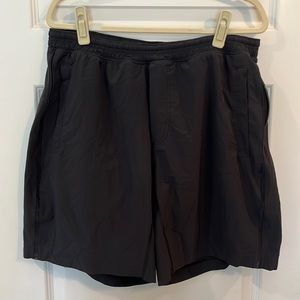 Mens XXL Lululemon Shorts Black - built in shorts 9”